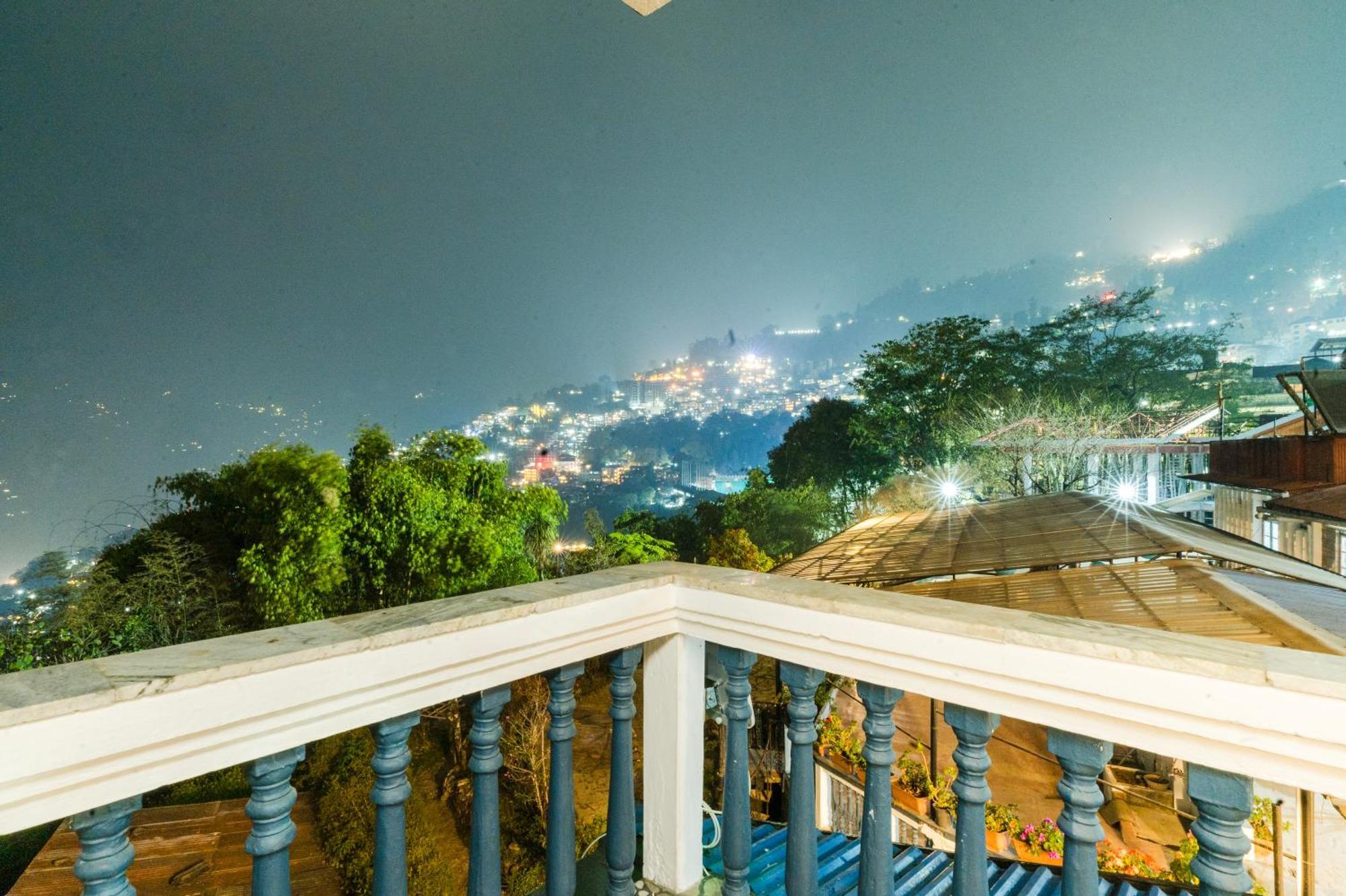Sparrow Cherry Resort 2 Min Walk To Mg Marg Gangtok Exterior foto